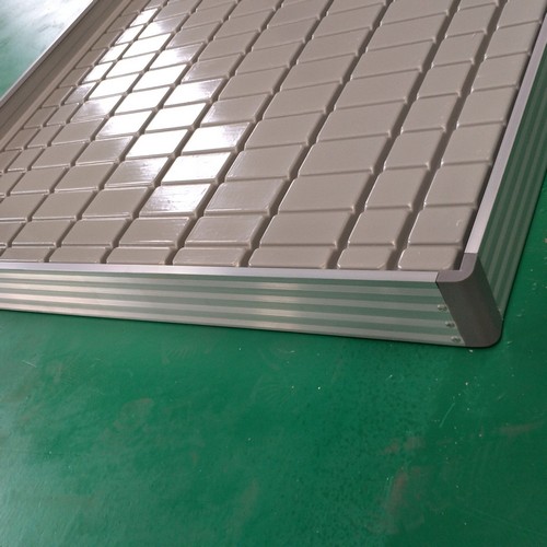hydroponic ebb and flow tray system